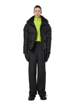 Rains Boxy Puffer Jacket - Black 9 Rains Boxy Puffer Jacket - Black -Butler Loftet Butik Boxy Puffer Jacket Black Rains 3