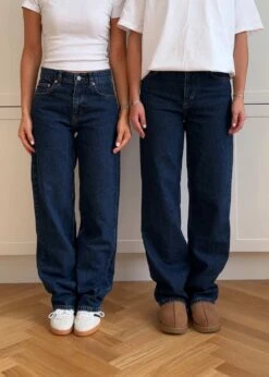 Woodbird Carla 90s Rinse Jeans - 90Sblue -Butler Loftet Butik Carla 90s Rinse Jeans 90Sblue Woodbird 3