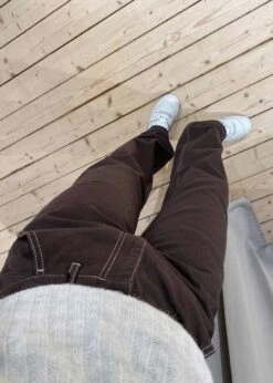 Woodbird Dizzon Craft Pant - Brown 10 Woodbird Dizzon Craft Pant - Brown -Butler Loftet Butik Dizzon Craft Pant Brown Woodbird 4