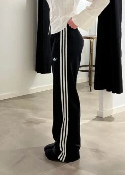 Adidas Originals FIREBIRD TP - Black -Butler Loftet Butik FIREBIRD TP Black Adidas Originals 3 cd69651c