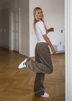 Modström FikaMD Pants - Spring Stone -Butler Loftet Butik FikaMD pants Spring Stone Modstrom 3