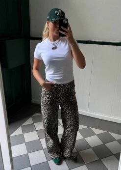 Modström HarveyMD Print Pants - Leo Leo Print 9 Modström HarveyMD Print Pants - Leo Leo Print -Butler Loftet Butik HarveyMD print pants Leo Leo Print Modstrom 3