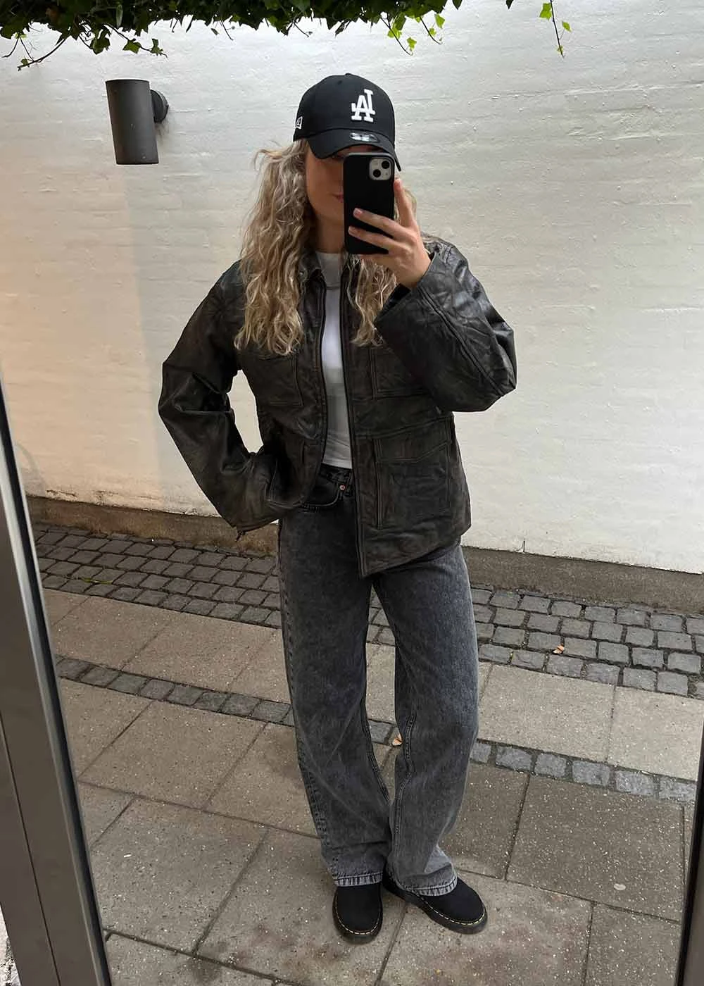 Dr. Martens Jorge Ii Black E.H Suede - Black 4 Dr. Martens Jorge Ii Black E.H Suede - Black - Billede 2