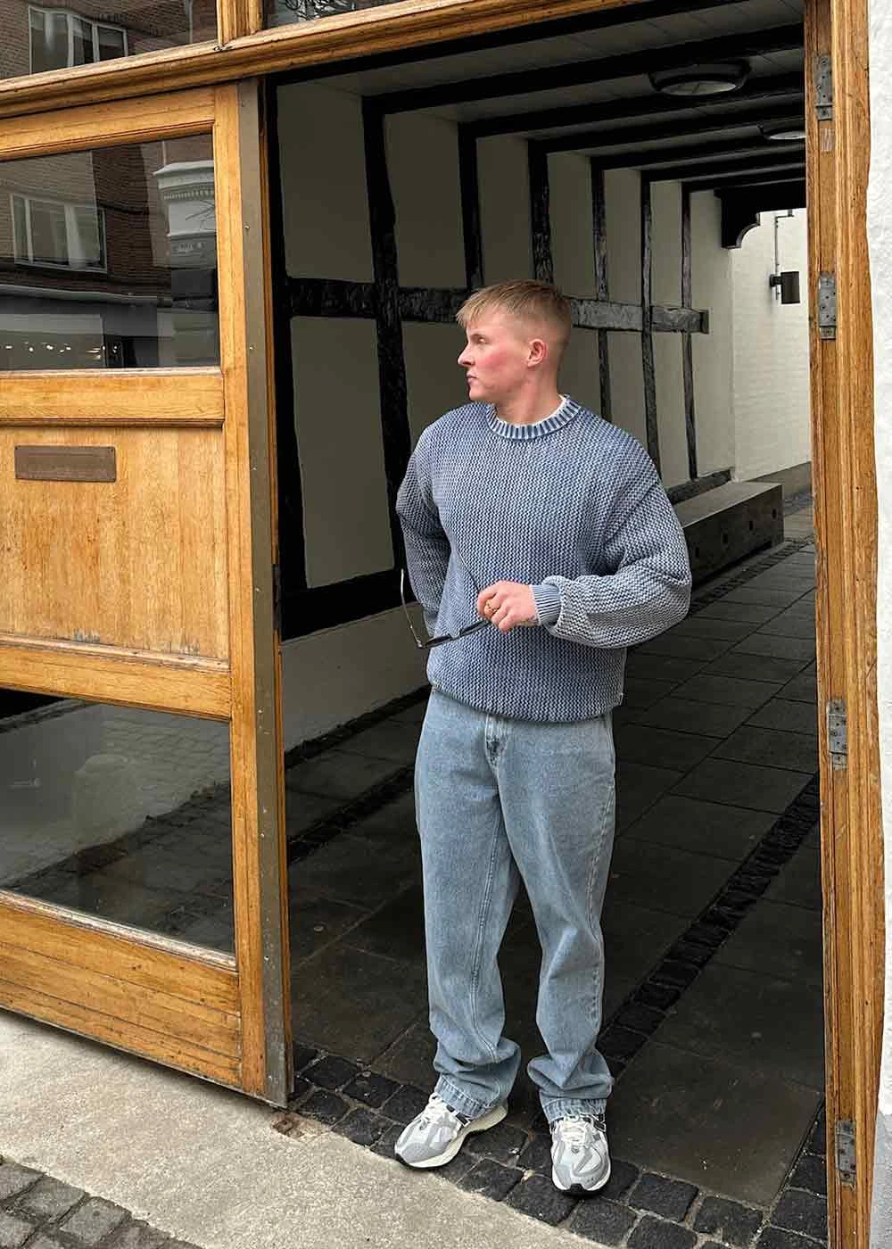 Woodbird Kurt Mesh Knit - Deep Cobalt 4 Woodbird Kurt Mesh Knit - Deep Cobalt - Billede 2