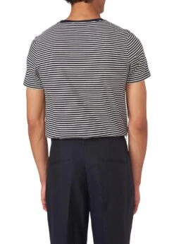 Oscar Jacobson Kyran Striped T-shirt - Navy White 10 Oscar Jacobson Kyran Striped T-shirt - Navy White -Butler Loftet Butik Kyran Striped T shirt Navy White Oscar Jacobson 4