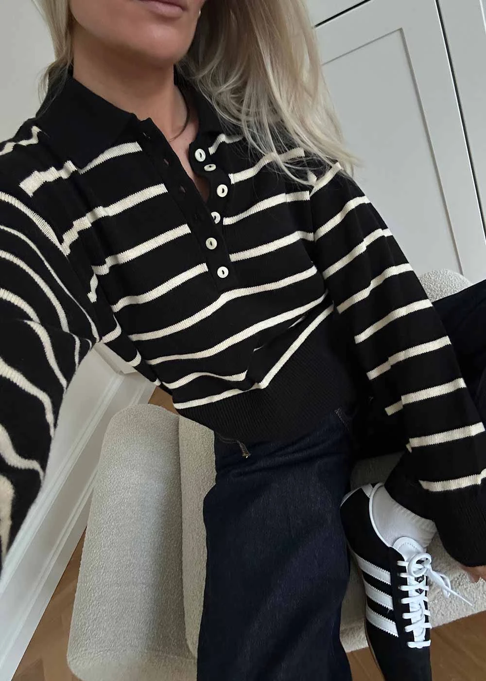 Modström MalvaMD Stripe Polo - Black Summersand Stripe 6 Modström MalvaMD Stripe Polo - Black Summersand Stripe - Billede 4