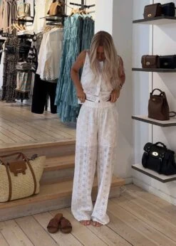 Modström Nanettemd Pants - Soft White 10 Modström Nanettemd Pants - Soft White -Butler Loftet Butik Nanettemd pants Soft White Modstrom 4