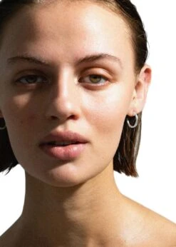 Orbis Hoop - Silver -Butler Loftet Butik Orbis Hoop Silver Jane Konig 2