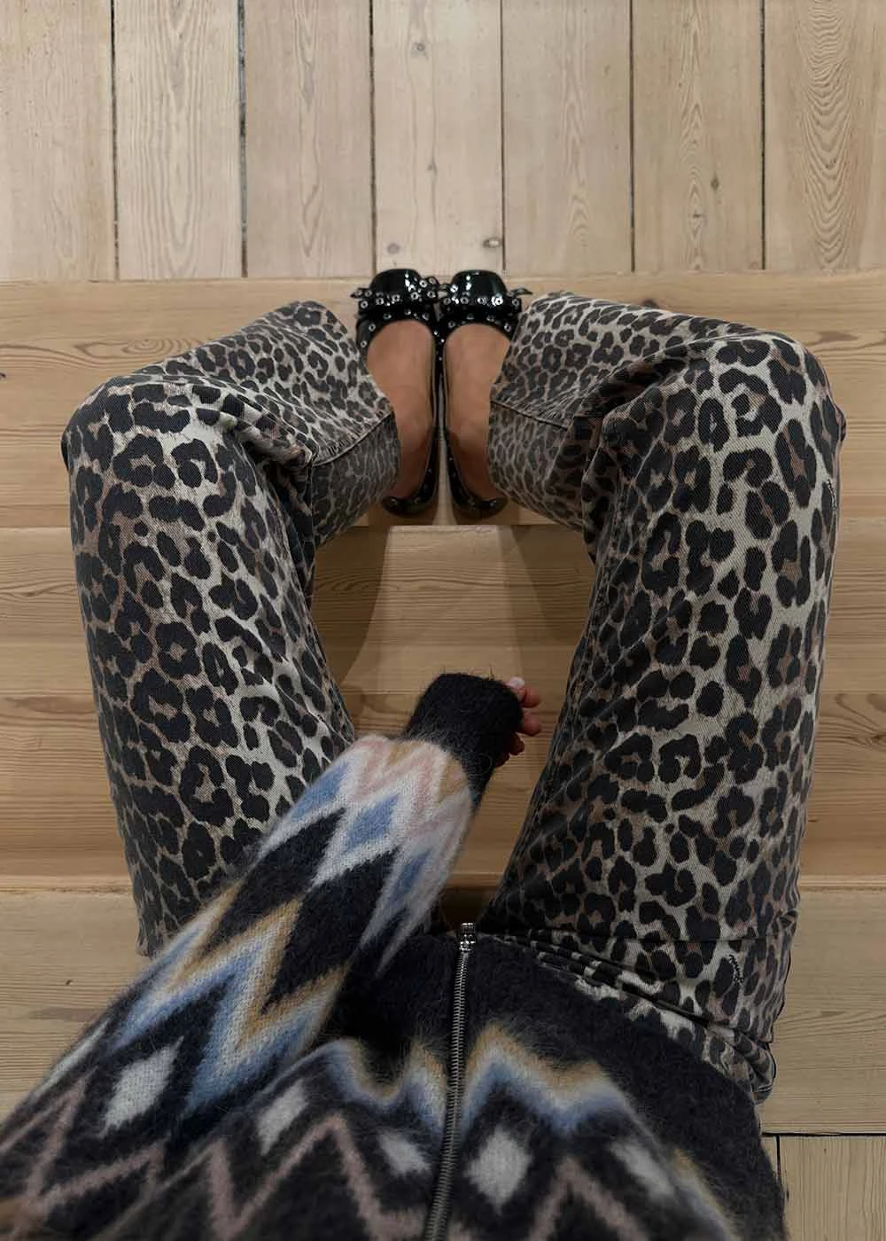 Ganni Print Denim Betzy Cropped - Leopard 8 Ganni Print Denim Betzy Cropped - Leopard - Billede 6