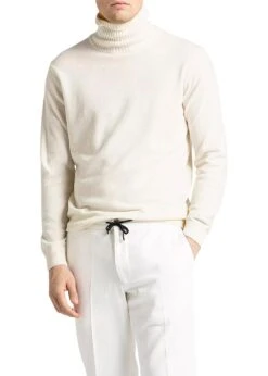 Oscar Jacobson Salim Rollneck - White Shell 7 Oscar Jacobson Salim Rollneck - White Shell -Butler Loftet Butik Salim Rollneck White Shell Oscar Jacobson 3