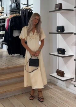 Mulberry Small Amberley Crossbody SCG - Black 13 Mulberry Small Amberley Crossbody SCG - Black -Butler Loftet Butik Small Amberley Crossbody SCG Black Mulberry 6 3c59dce9