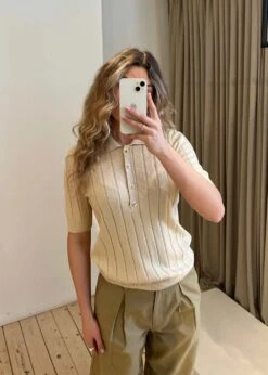 Modström Toniamd SS Polo - Summer Sand -Butler Loftet Butik Toniamd SS polo Summer Sand Modstrom 2 5858f901